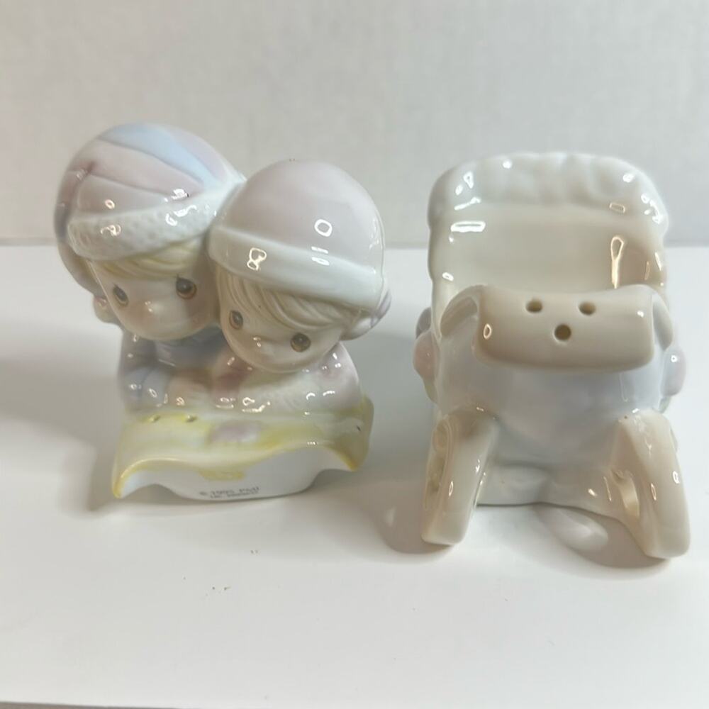 Vintage 1995 Precious Moments Ceramic Salt and Pepper Shakers